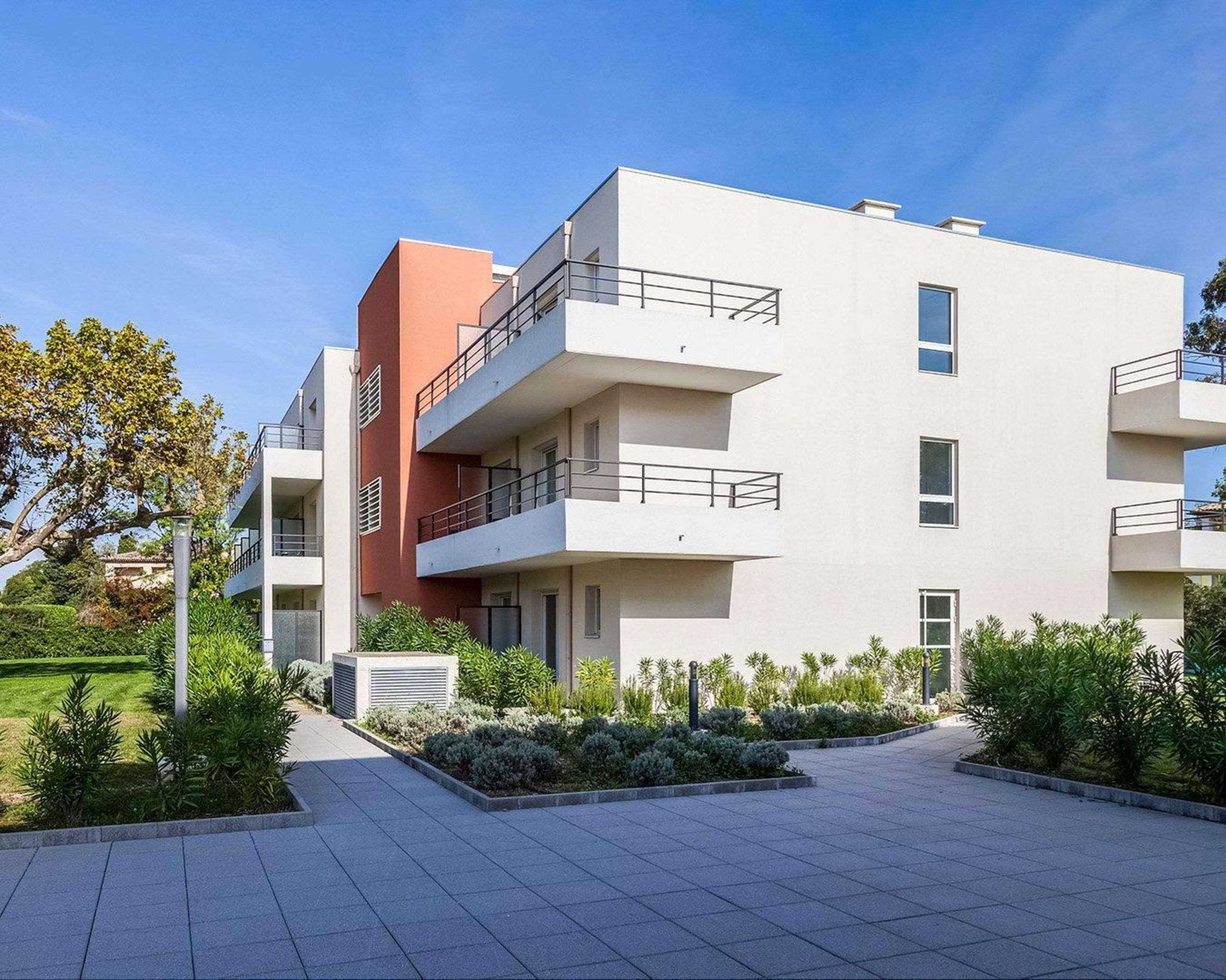Comfort Aparthotel Cannes Mandelieu Εξωτερικό φωτογραφία
