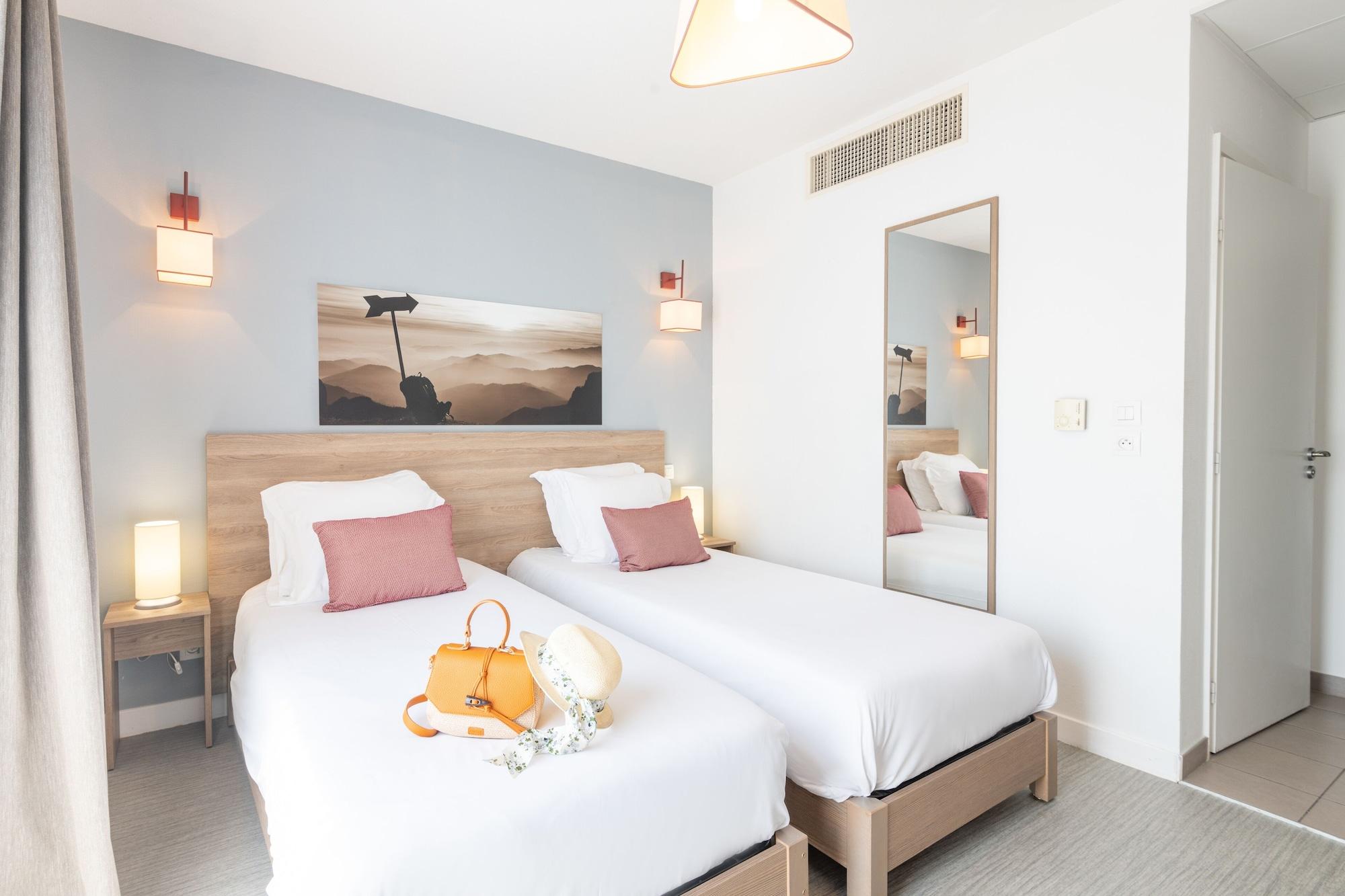Comfort Aparthotel Cannes Mandelieu Εξωτερικό φωτογραφία