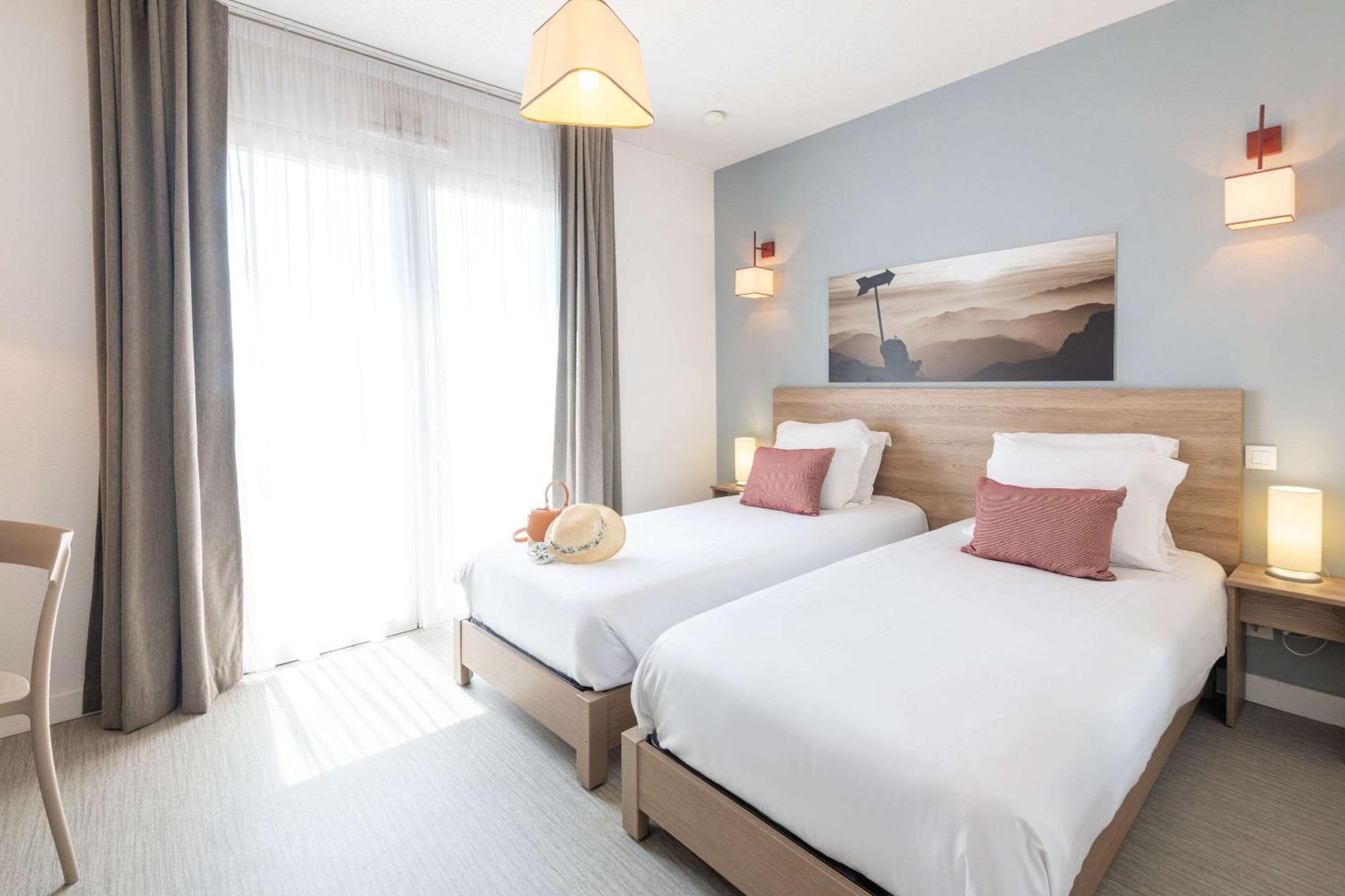Comfort Aparthotel Cannes Mandelieu Εξωτερικό φωτογραφία