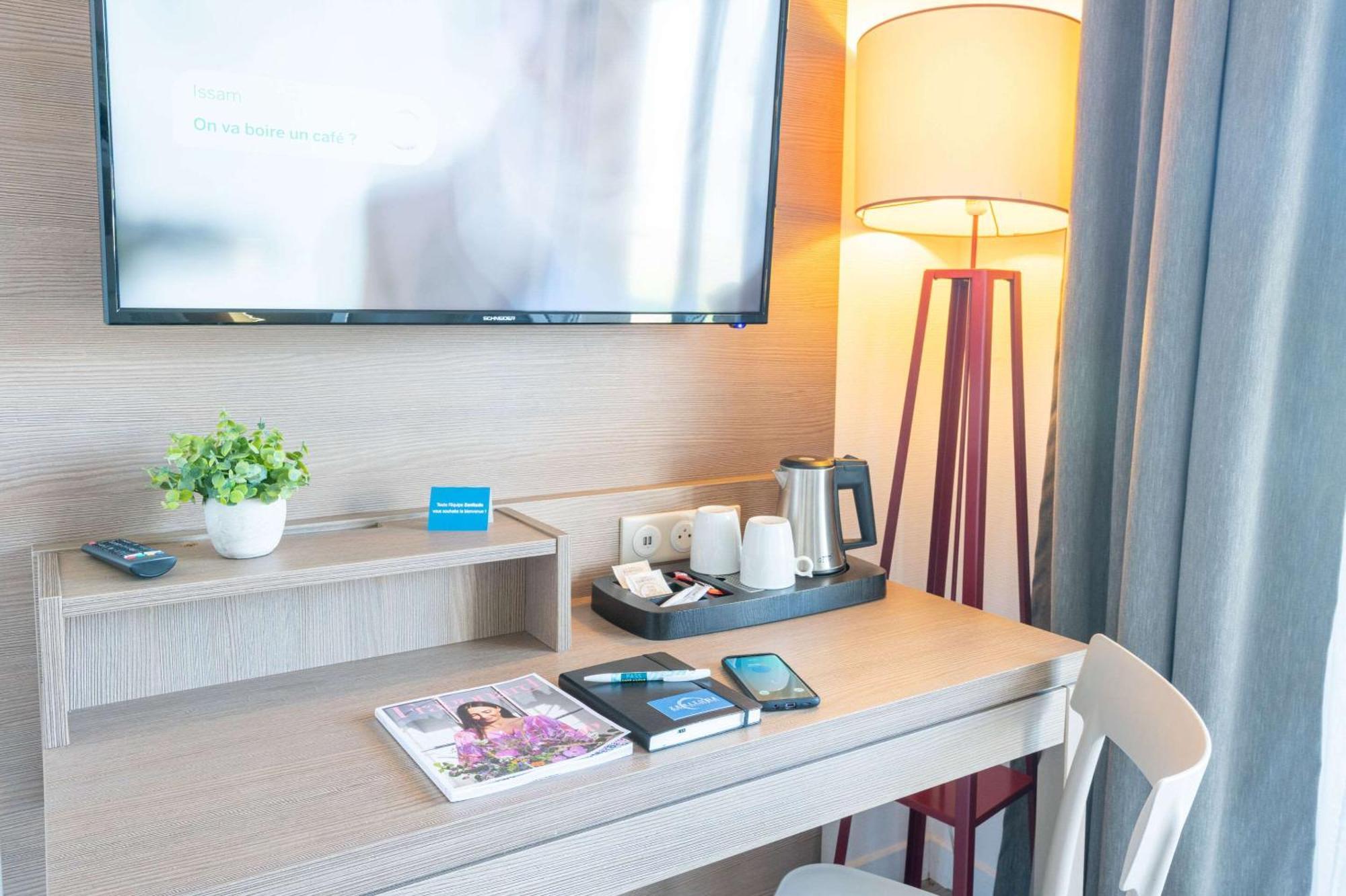 Comfort Aparthotel Cannes Mandelieu Εξωτερικό φωτογραφία