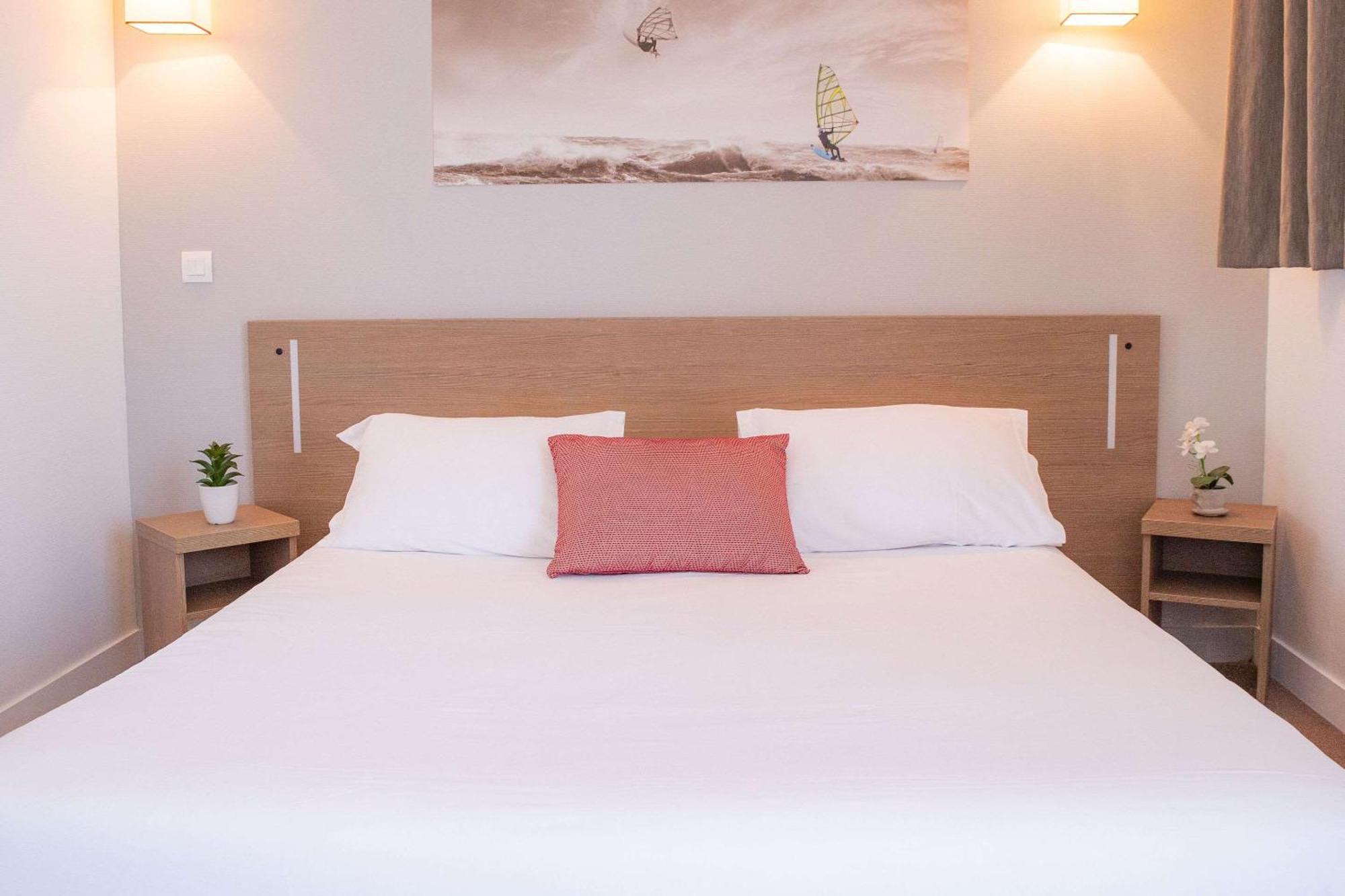 Comfort Aparthotel Cannes Mandelieu Εξωτερικό φωτογραφία